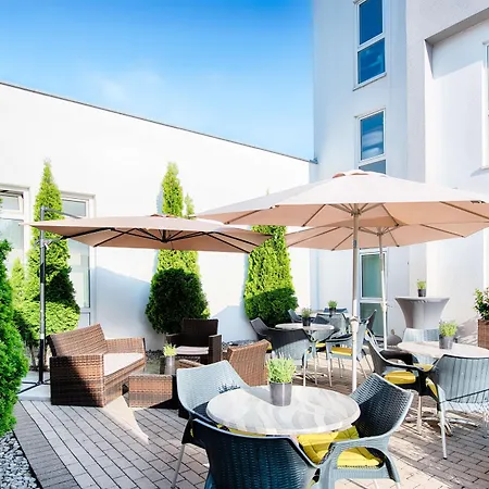 ACHAT Hotel Hockenheim-3
